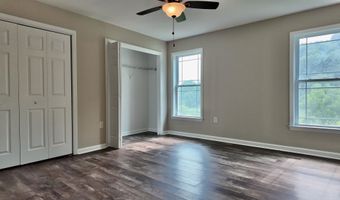 360 Rainbow Ln, Asbury, WV 24916
