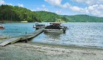 471 Rivard Rd, Glenville, NC 28736