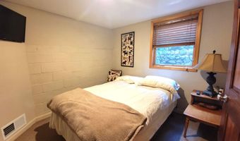 1532 Kellogg Ave, Ames, IA 50010