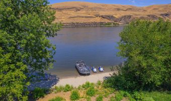 407 1st St, Asotin, WA 99402