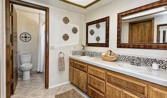 15381 Otomian Rd, Apple Valley, CA 92307