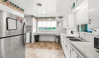 225 SE Rockwood Ave, Bartlesville, OK 74006