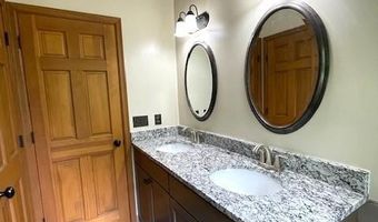 577 Schluersburg Rd, Augusta, MO 63332