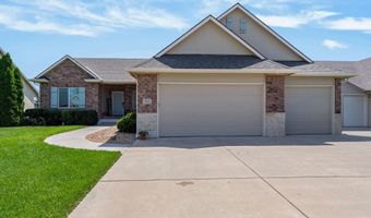 812 N Fairoaks Pl, Andover, KS 67002