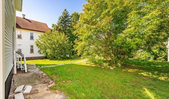 24 Slater St, Amsterdam, NY 12010