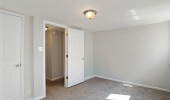 16431 Oak Hill Dr, Argentine, MI 48430