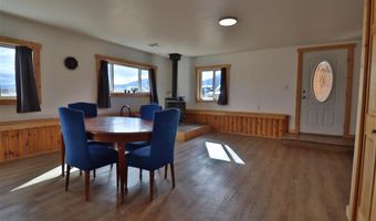 18 Rock Creek Rd, Clark, WY 82435