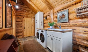 56648 Lunar Dr, Bend, OR 97707