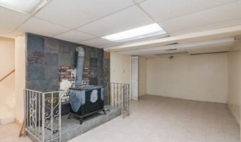 14 Bessbrook, Agawam, MA 01030