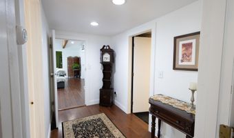 116 Pond St, Newton, NH 03858