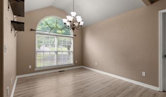 20 Westmorland Dr, Bella Vista, AR 72714