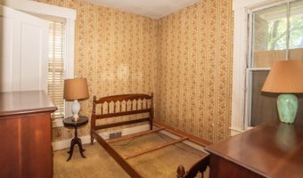 181 Auburn St, Manchester, NH 03103