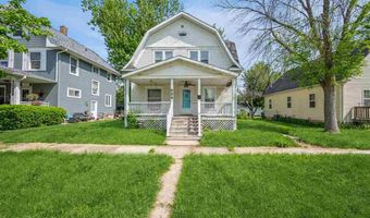 1024 D Ave NW, Cedar Rapids, IA 52405