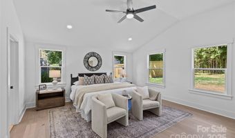 2461 Eaton Rd, Charlotte, NC 28205