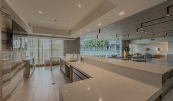 2960 NE 207th St 1104, Aventura, FL 33180