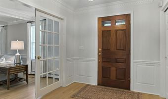 68 Perry Rd, Bedford, NH 03110