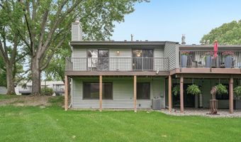 1386 Arden View Dr, Arden Hills, MN 55112