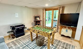 82 Tennyson Cir, Albrightsville, PA 18210