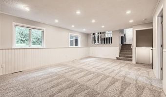 13230 Hannover Ave, Apple Valley, MN 55124