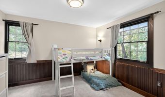 157 EDGEWOOD Dr, Ambler, PA 19002