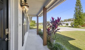 1617 Paradise Ln, Astor, FL 32102