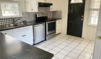 721 WOODLAND Rd, Alexander City, AL 35010