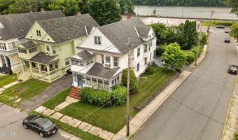 386 Division St, Amsterdam, NY 12010