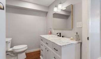37 Trolly Farm Way, Falmouth, ME 04105