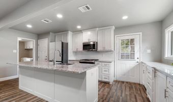 4210 Gem Lake Rd, Amarillo, TX 79106