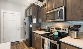 4869 Suzanne Ct, Chubbuck, ID 83202