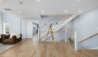 1046 Ocean Rd, Narragansett, RI 02882