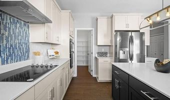 277 Springview St, Ann Arbor, MI 48103