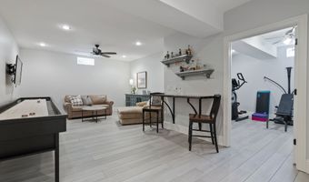 89 Alpine Dr, Burlington, CT 06013