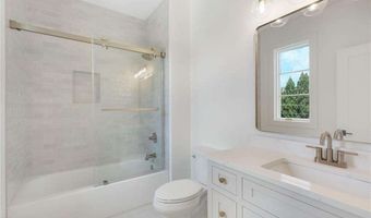 290 Christopher Robin Rd, Alpharetta, GA 30005
