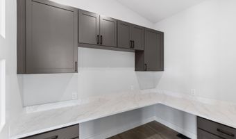 85 COLUMBINE St, Alpine, WY 83128
