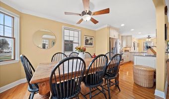 16 Gibbs Rd, Amity Harbor, NY 11701