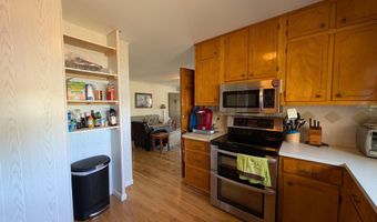181 SLOUGHSIDE Dr, Adger, AL 35006