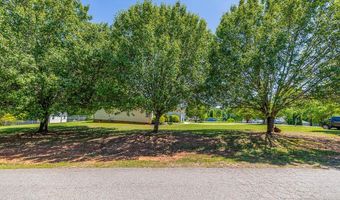 103 Deer Track Ln, Gaffney, SC 29341