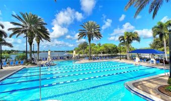 955 SIGNET Dr, Apollo Beach, FL 33572