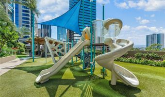 1200 Queen Emma St 1406, Honolulu, HI 96813