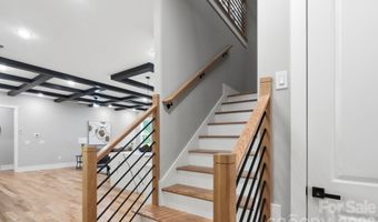 1106 Brookhurst Dr, Charlotte, NC 28205