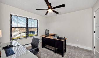 2829 SW Prairie Trail Pkwy, Ankeny, IA 50023