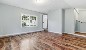 38 Franklin St, East Providence, RI 02915