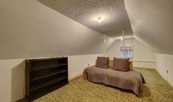 702 N 2nd St, Alpine, TX 79830