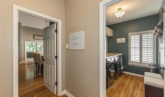 414 Arbor Glen Dr, Ballwin, MO 63021