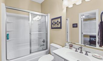 10452 Riviere Vue Dr, Biloxi, MS 39532