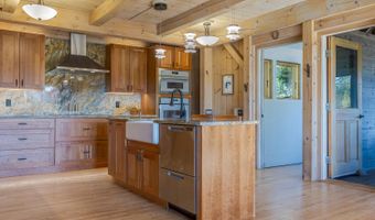 742 Eagle Lake Rd, Bar Harbor, ME 04609