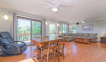 25 Spanker St, Jamestown, RI 02835
