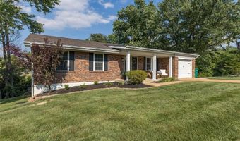 21 Sun Aire Dr, Arnold, MO 63010