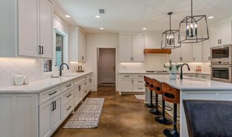 3009 Pine Hill Dr, Benton, AR 72019